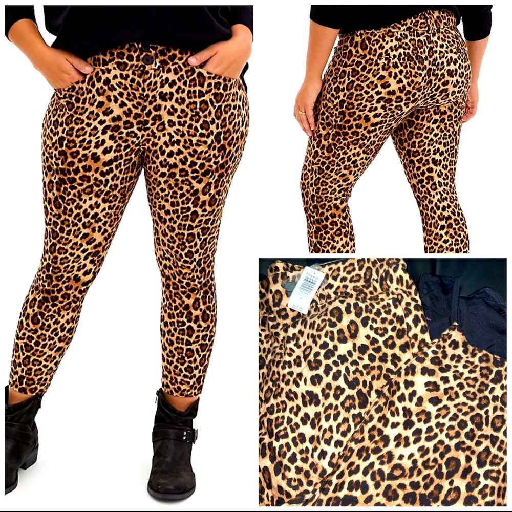 Torrid STUDIO SIGNATURE PONTE LEOPARD SKINNY ANKLE PANTS